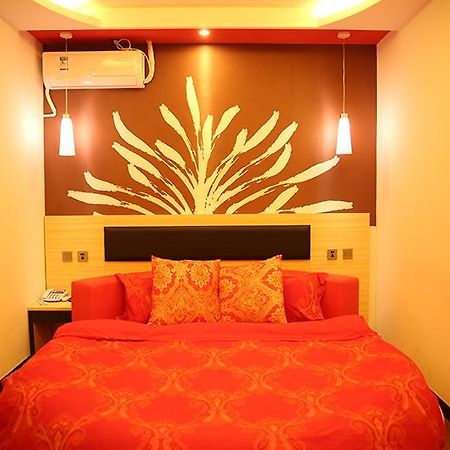 Thank Inn Chain Hotel Shandong Weifang Qingzhou Railway Station Gaoliu Экстерьер фото