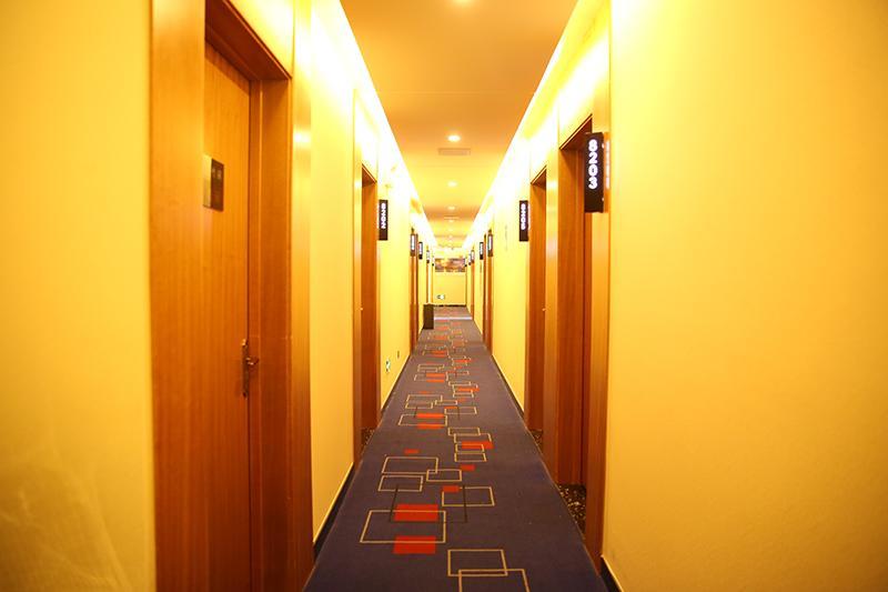 Thank Inn Chain Hotel Shandong Weifang Qingzhou Railway Station Gaoliu Экстерьер фото